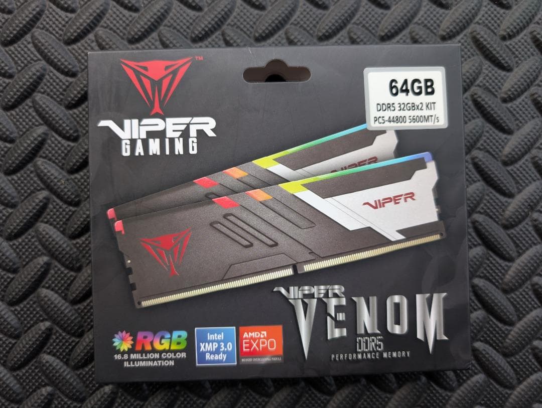 メモリー Patriot Viper Venom RGB DDR5 (2 x 32GB)