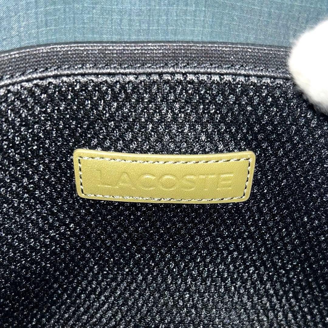未使用品　LACOSTE ラコステ　メッセンジャーバッグ　カーキ　レザー　革