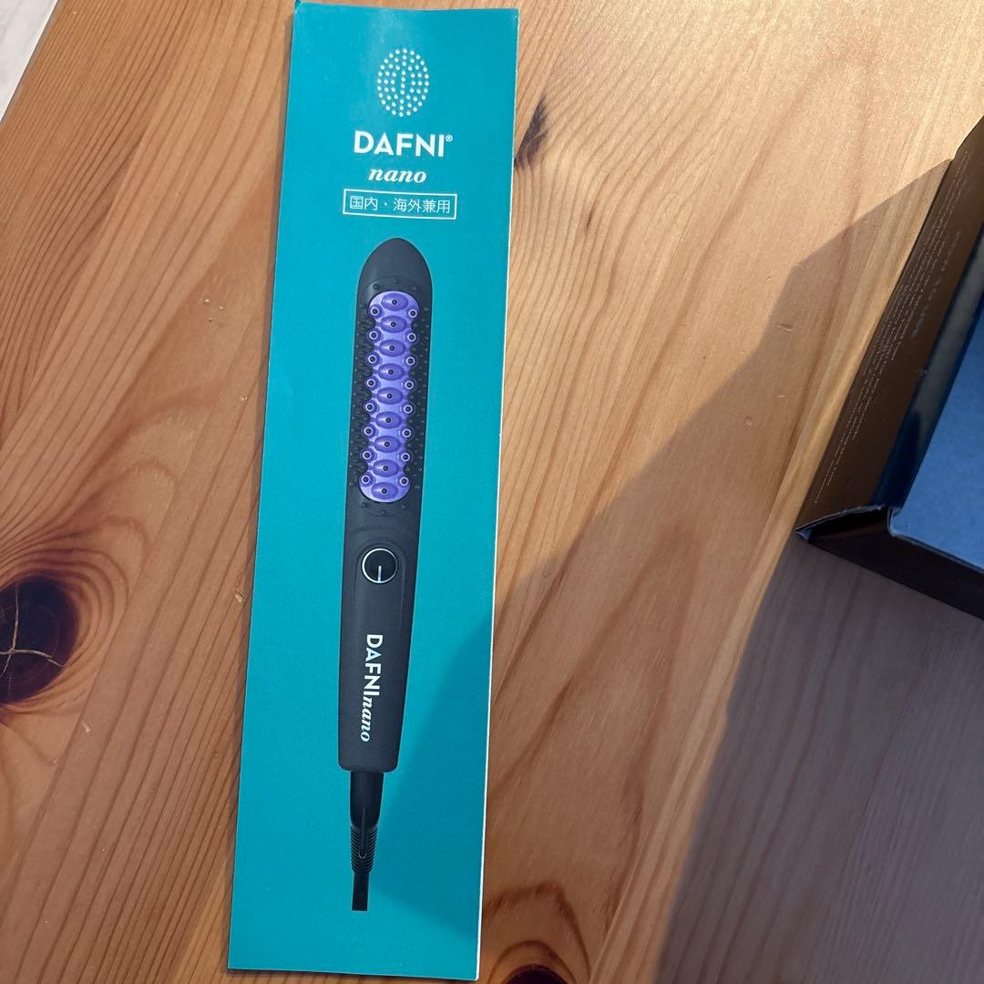 ヤーマン　DAFNI nano ブラシ型ヘアアイロン DH1.6N