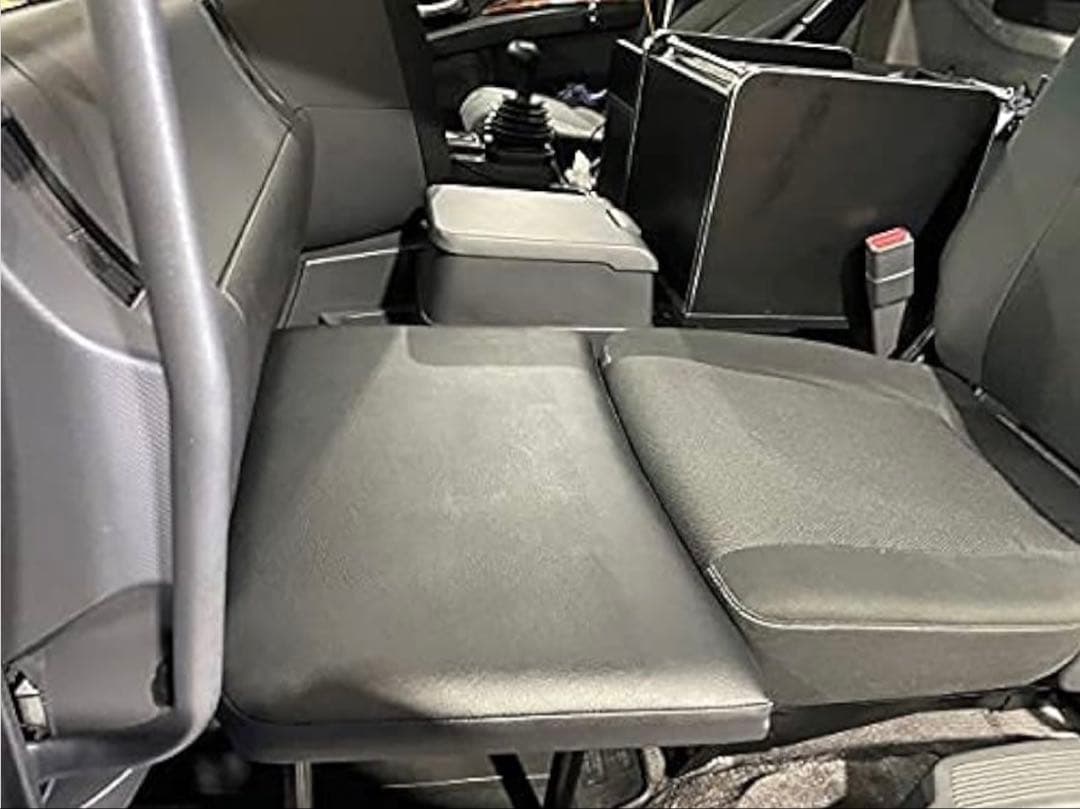 いすゞ ISUZU ファイブスターギガ フォワード コンドル 助手席 オットマン