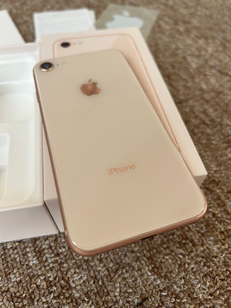 iPhone8 64GB ピンク系　SIMフリー