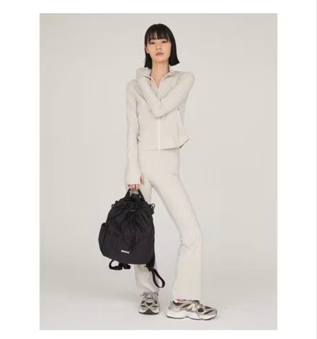 撥水 emmiロゴマルチバックパック