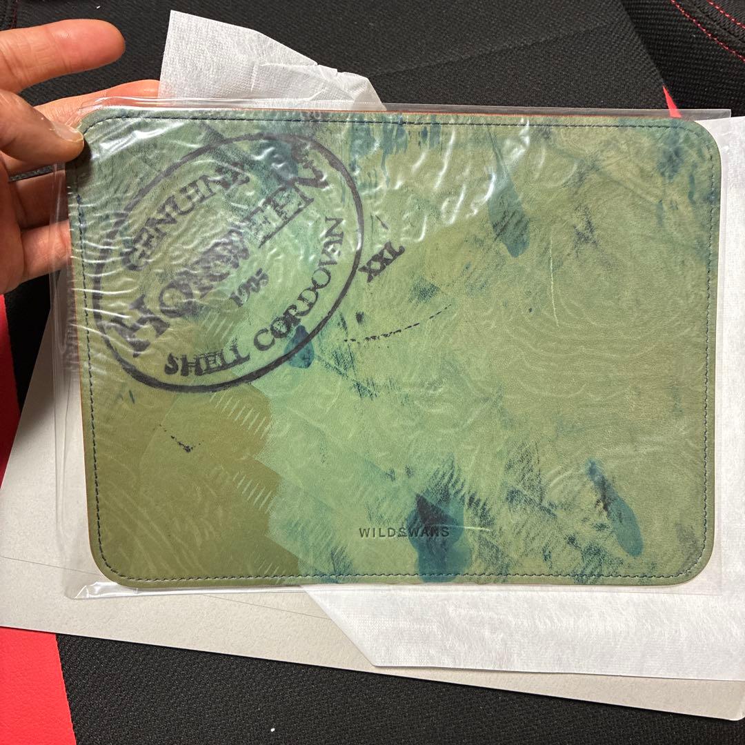 WILD SWANS ワイルドスワンズ ホーウェンスタンプHCBSレザーマット①