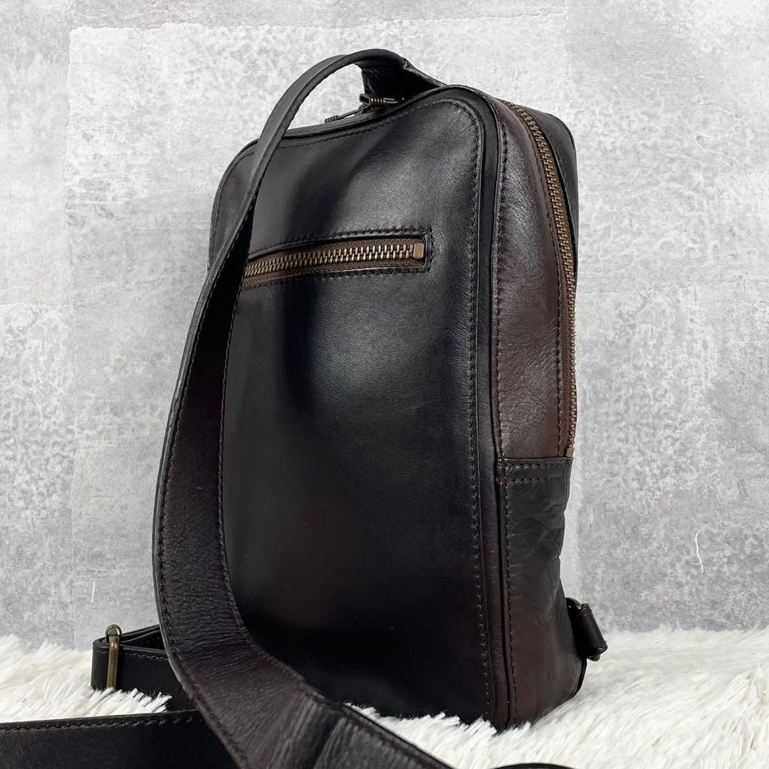 美品 マザーハウス レザー ウエストバッグ ロゴ型押し ファスナー ブラウン