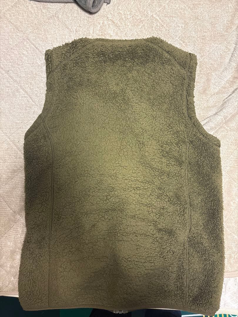 パタゴニア　ベスト　Mサイズ