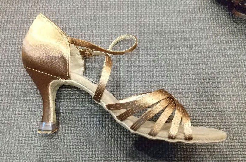 Kent アイルBXL ハバナサテン ラテンシューズ 24cm 7cmヒール