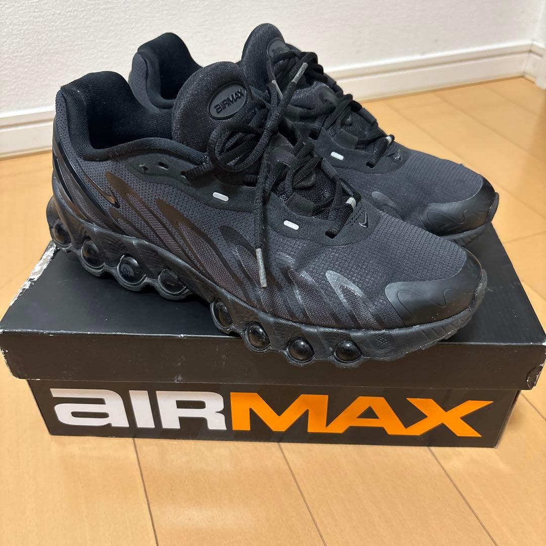 靴 NIKE AIR MAX DN8