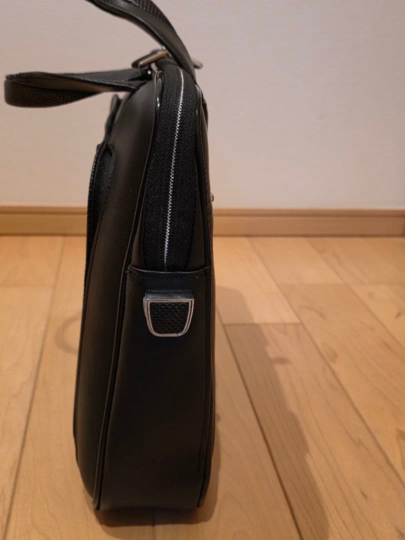 TUMI 本革シリーズ