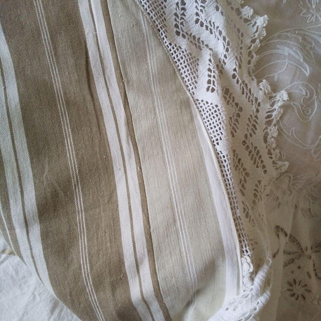 フランスアンティークレース 素材のツリースカート ラグ フリークロス