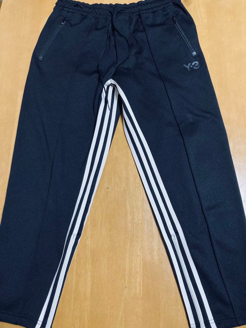 Y-3 トラックパンツ DIR EN GREY 京 着用