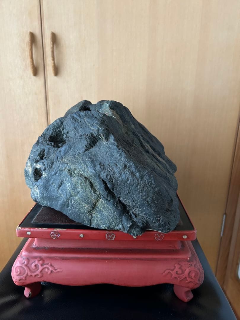 大型　神居古潭石　うぶ石　溜まり有り　重さ約１６kg