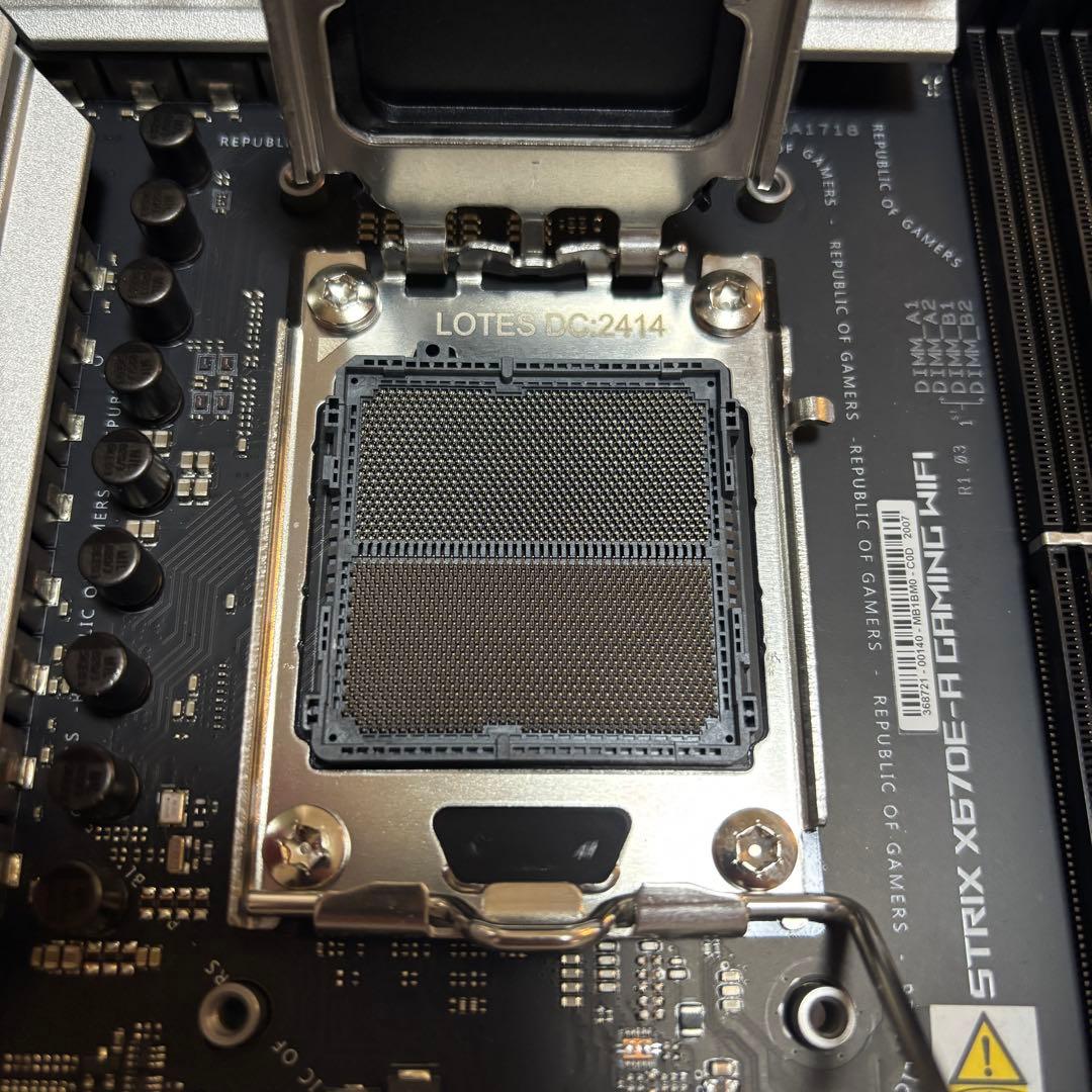 マザーボード ASUS ROG STRIX X670E-A GAMING WIFI