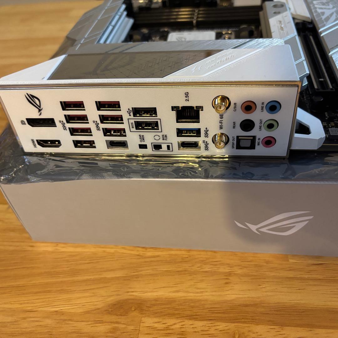 マザーボード ASUS ROG STRIX X670E-A GAMING WIFI