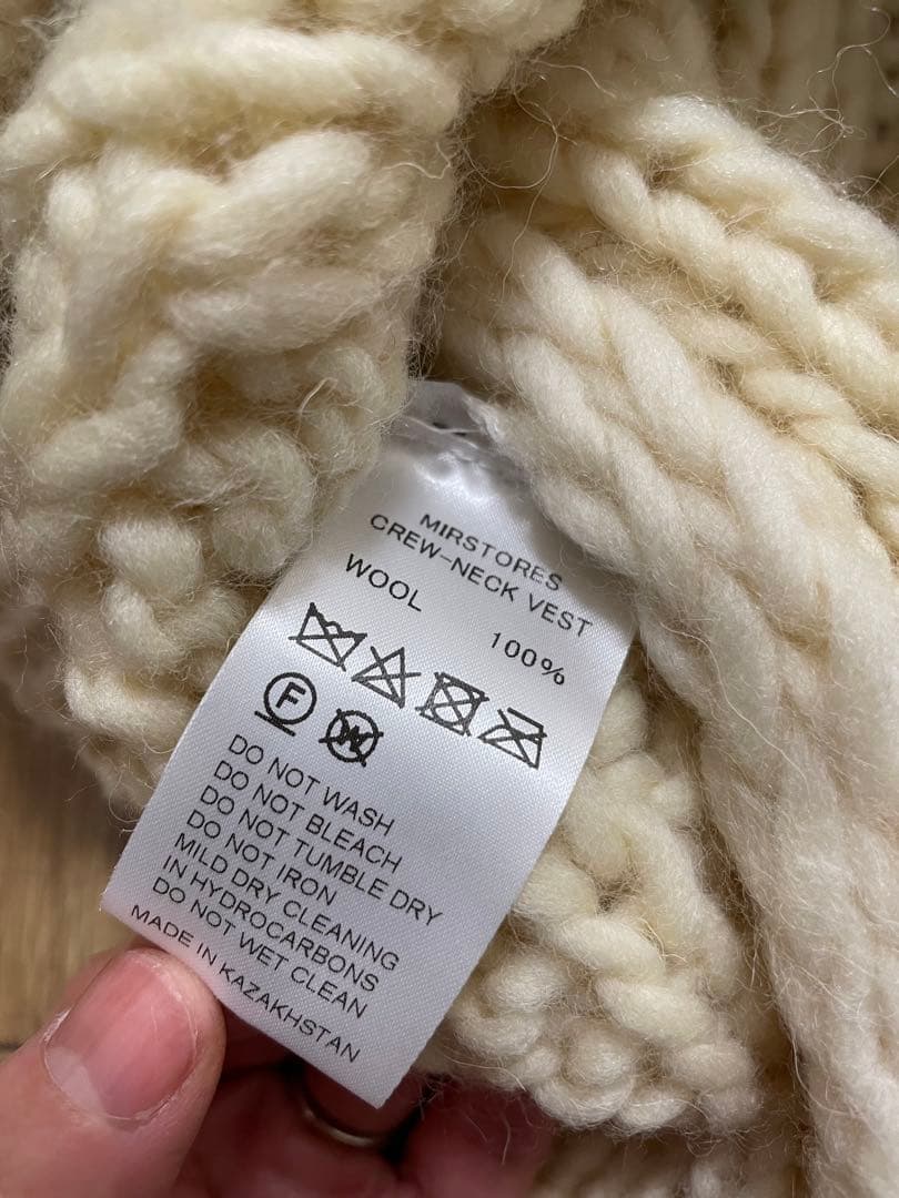 【美品】MIRSTORES（ミアストアズ）の半袖ニット