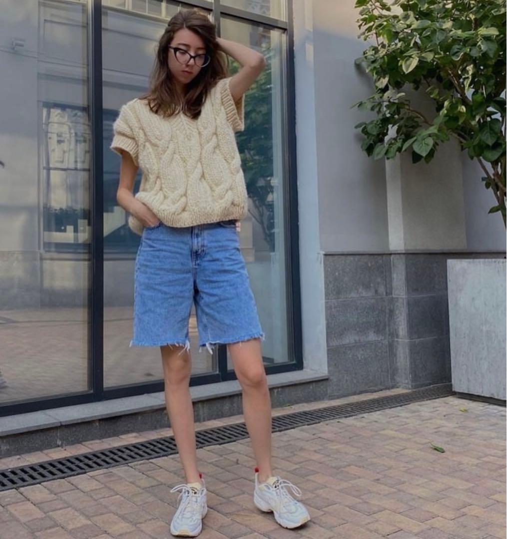 【美品】MIRSTORES（ミアストアズ）の半袖ニット