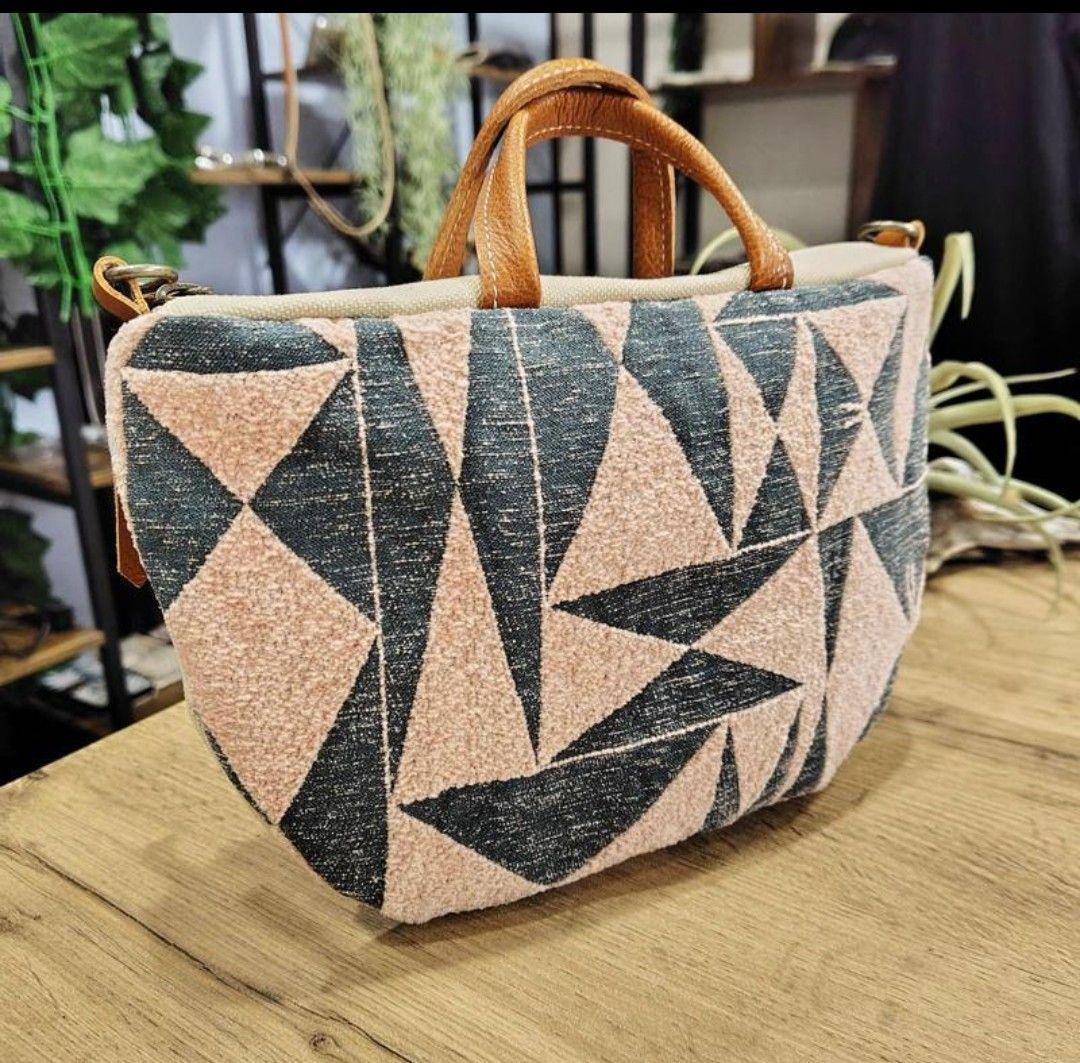 koto様　carnival　カーニバルダークネイビー/ミニラウンドショルダ