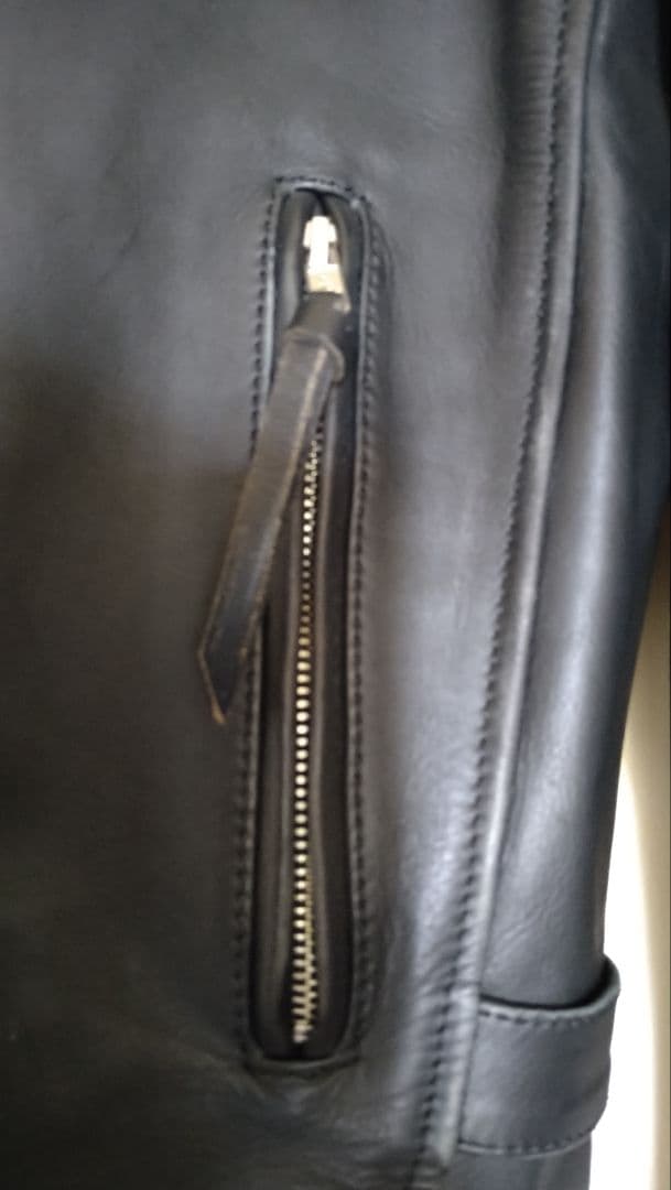 カウレザーシングルライダースジャケット