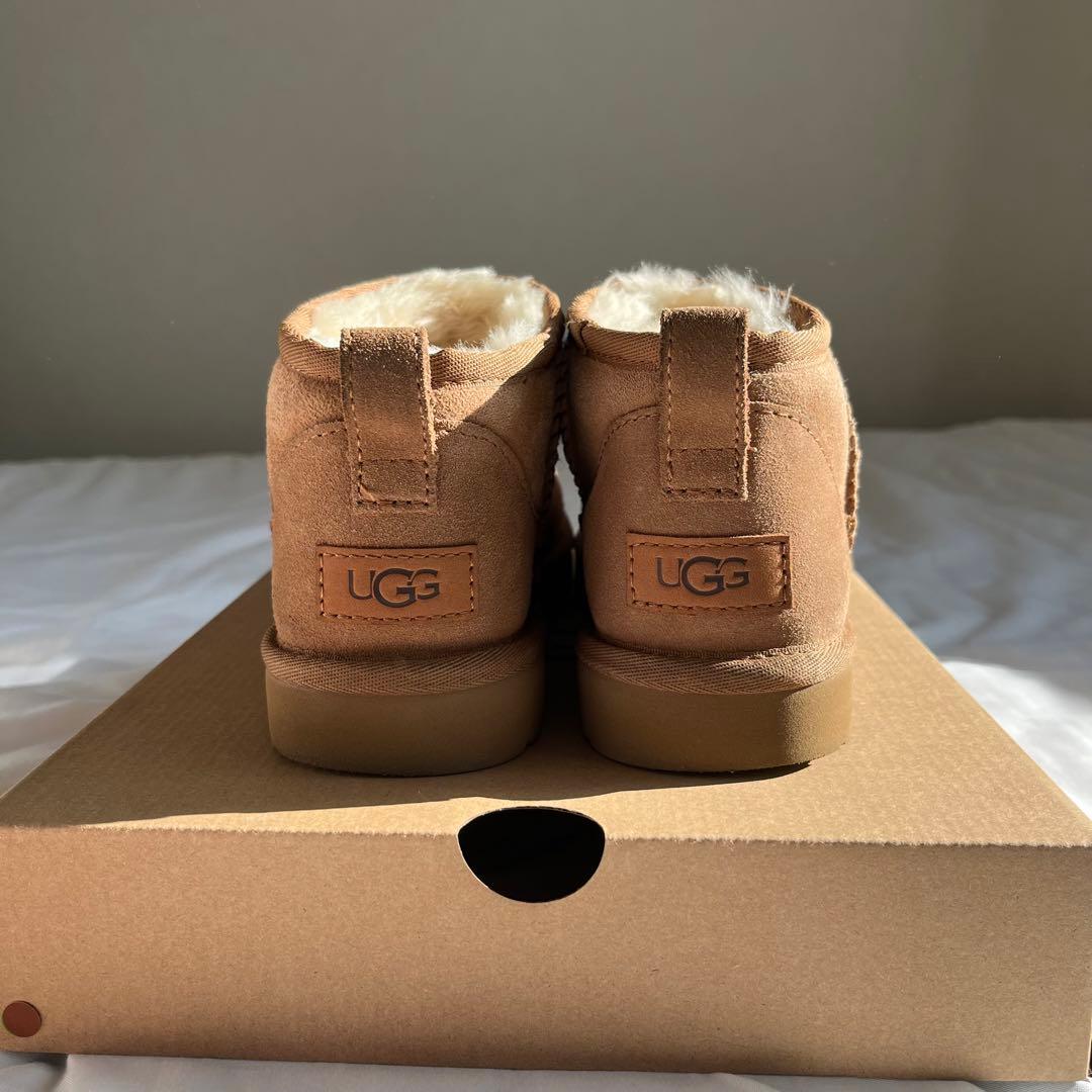 ugg ムートンブーツClassic Ultra Mini