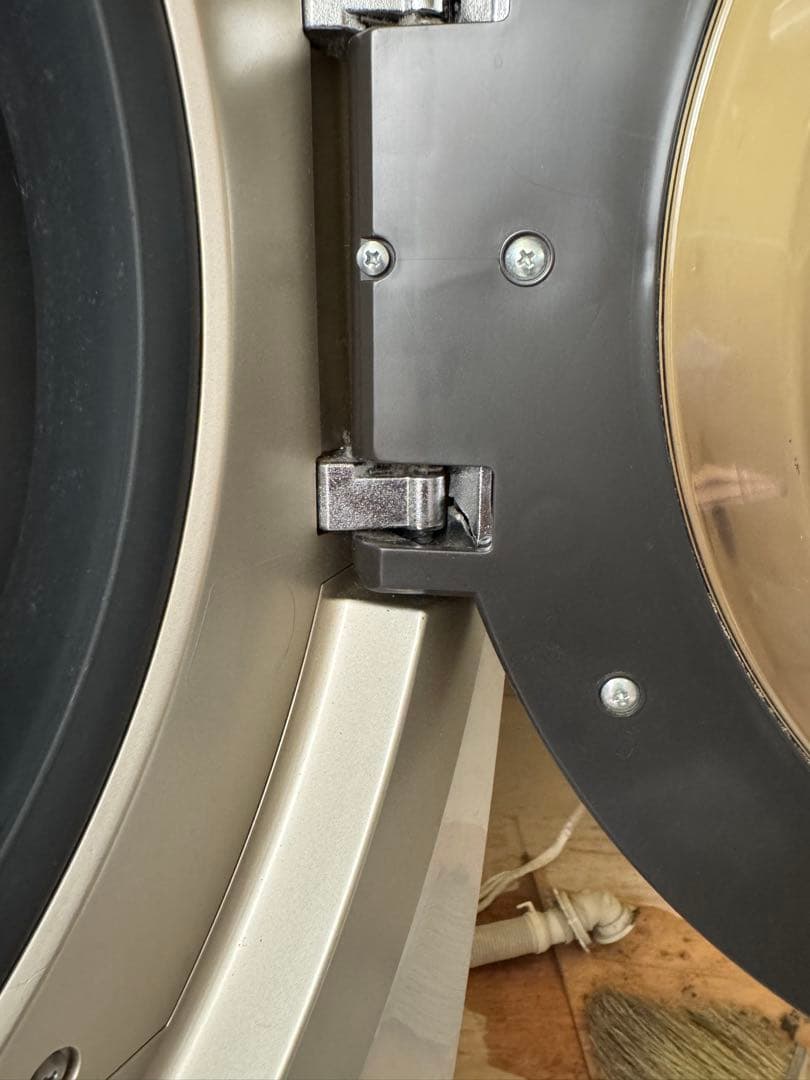 TOSHIBA ドラム式洗濯機 本体 ホワイト