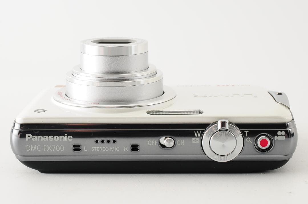 美品Panasonic LUMIX DMC-FX700 ホワイト フルHD動画
