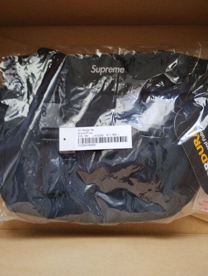 Supreme ミニメッセンジャーバッグ ブラック