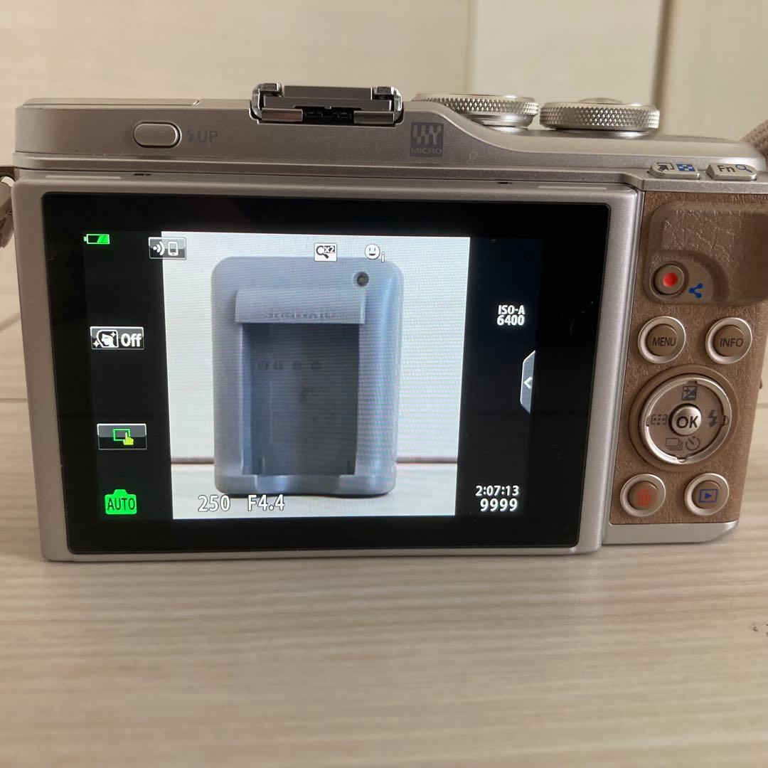 OLYMPUS PEN　E-PL9　レンズ2つ付き