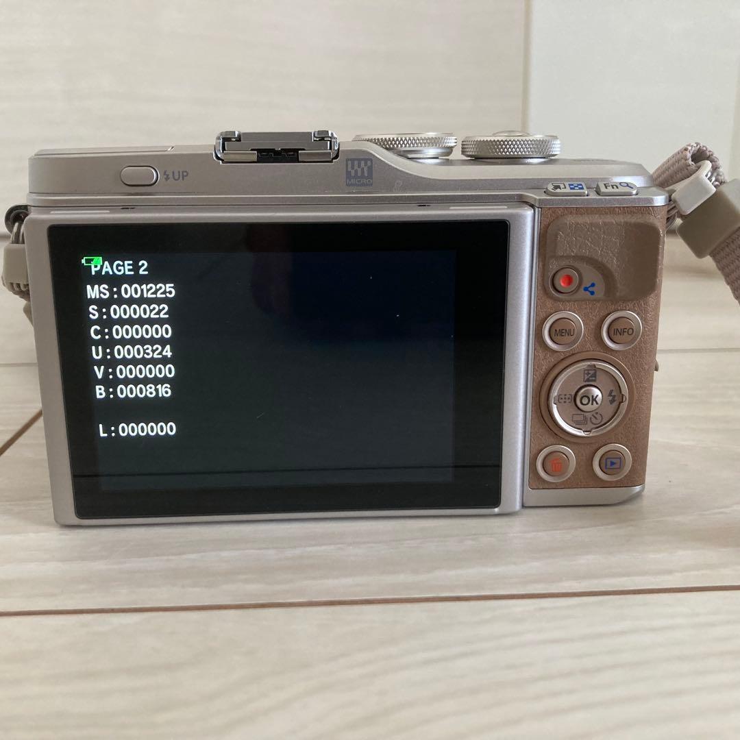 OLYMPUS PEN　E-PL9　レンズ2つ付き