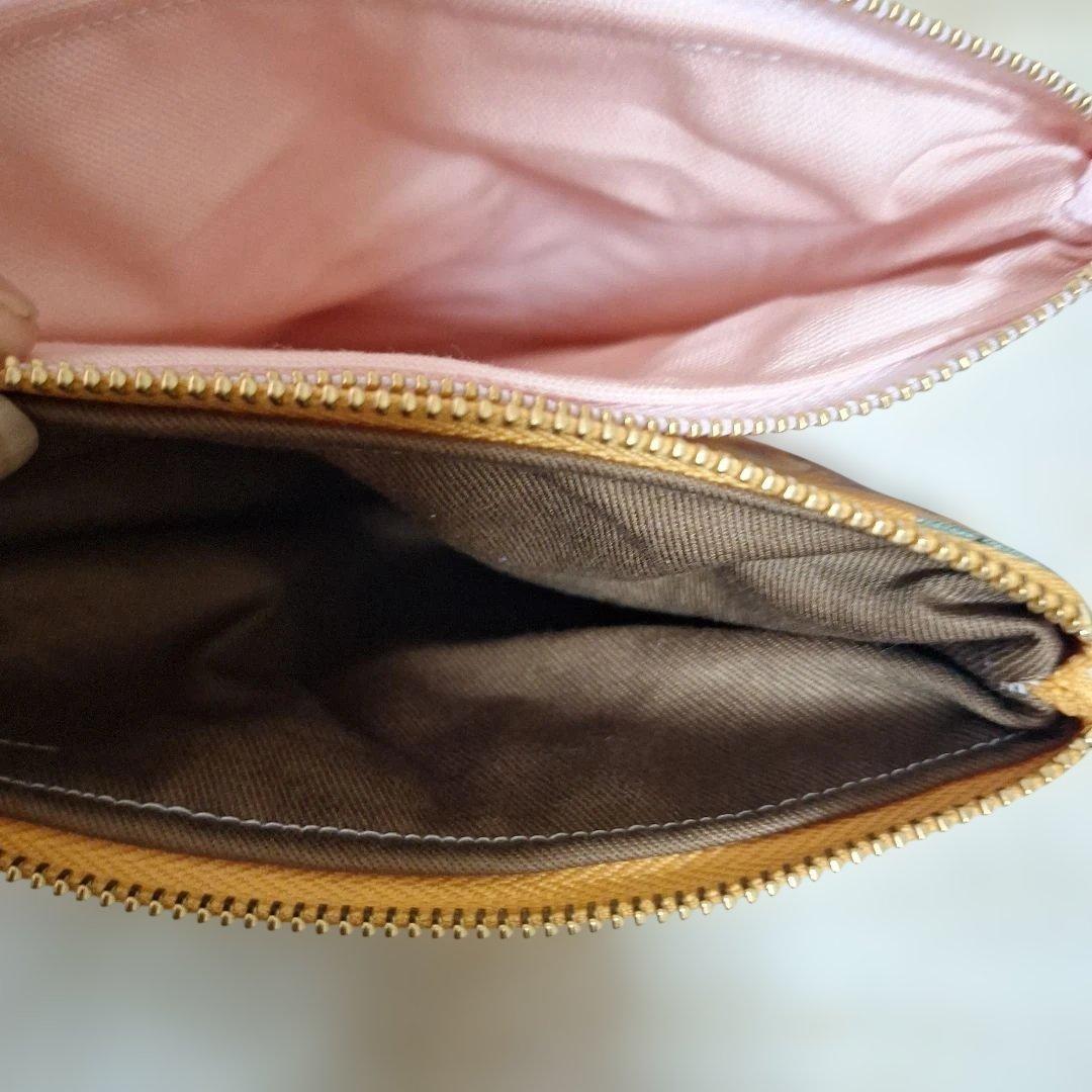 激レアねことうさぎパネル生地　ハンドメイド　ミニバック　フラットポーチ