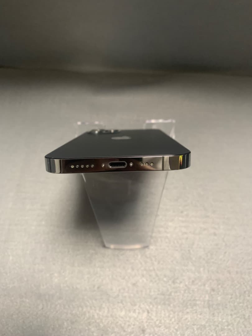 美品 国内版 SIMフリー iPhone12 Pro 128GB グラファイト色