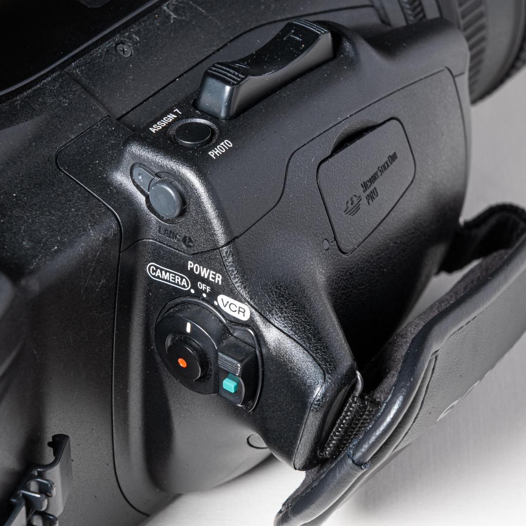 ソニー SONY HVR-Z5J HDVカムコーダー