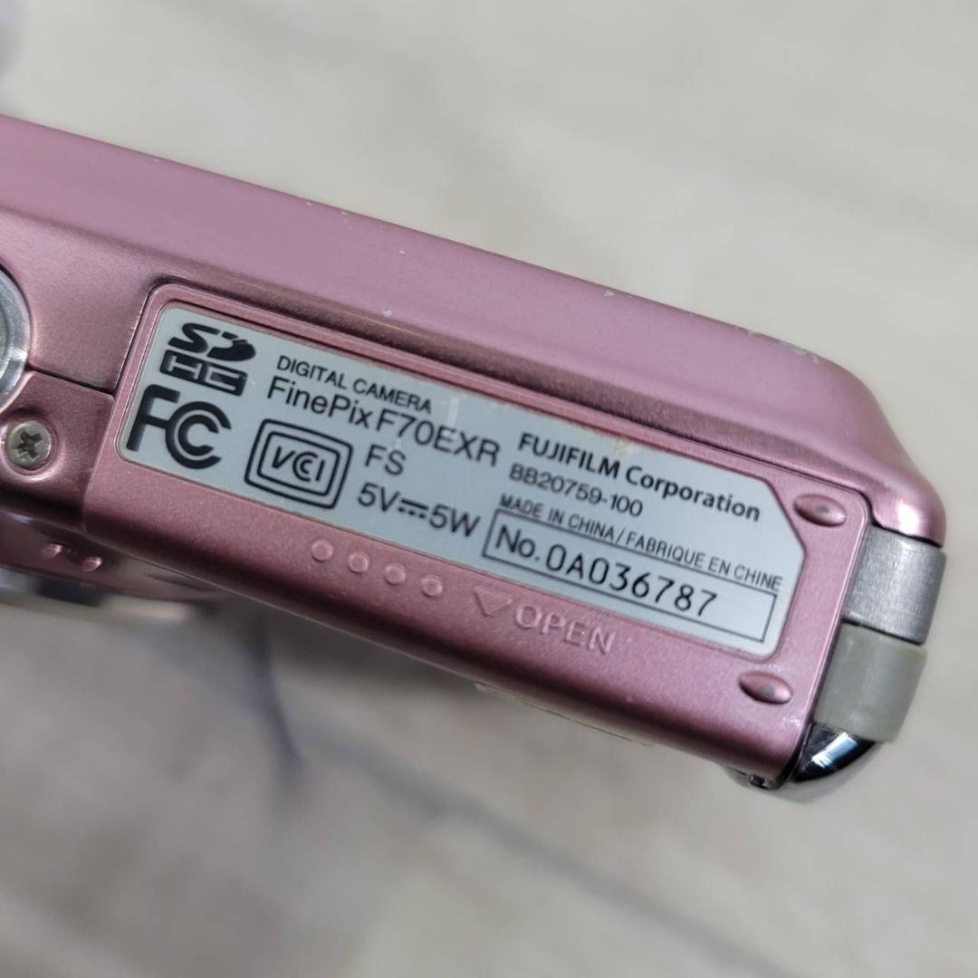 【良品】FUJIFILM デジタルカメラ FinePix F70 EXR ピンク