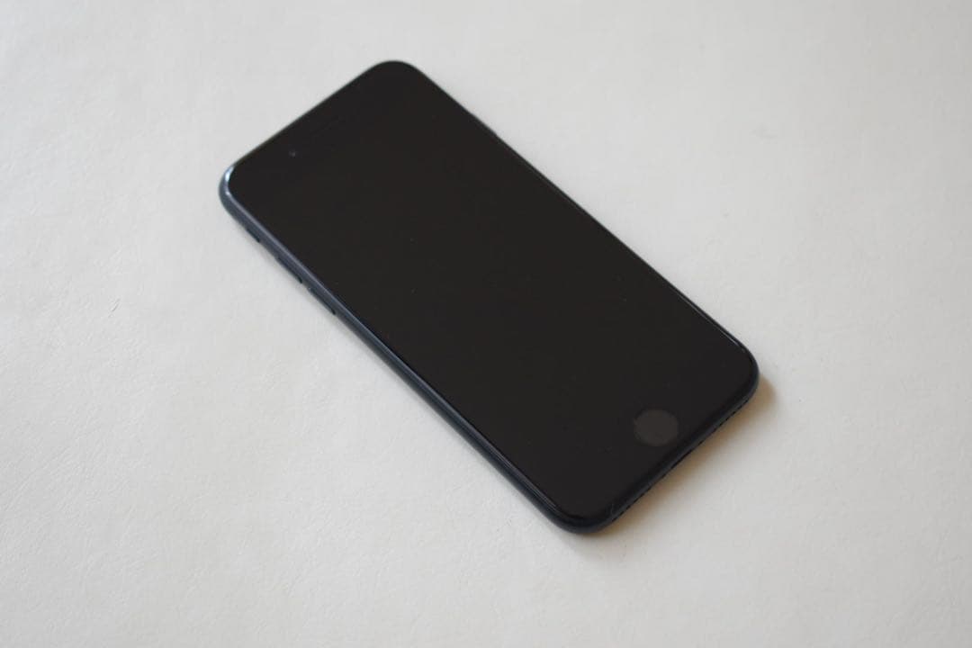 当日発送 新品 未使用iPhone SE 第3世代 64GB ミッドナイト