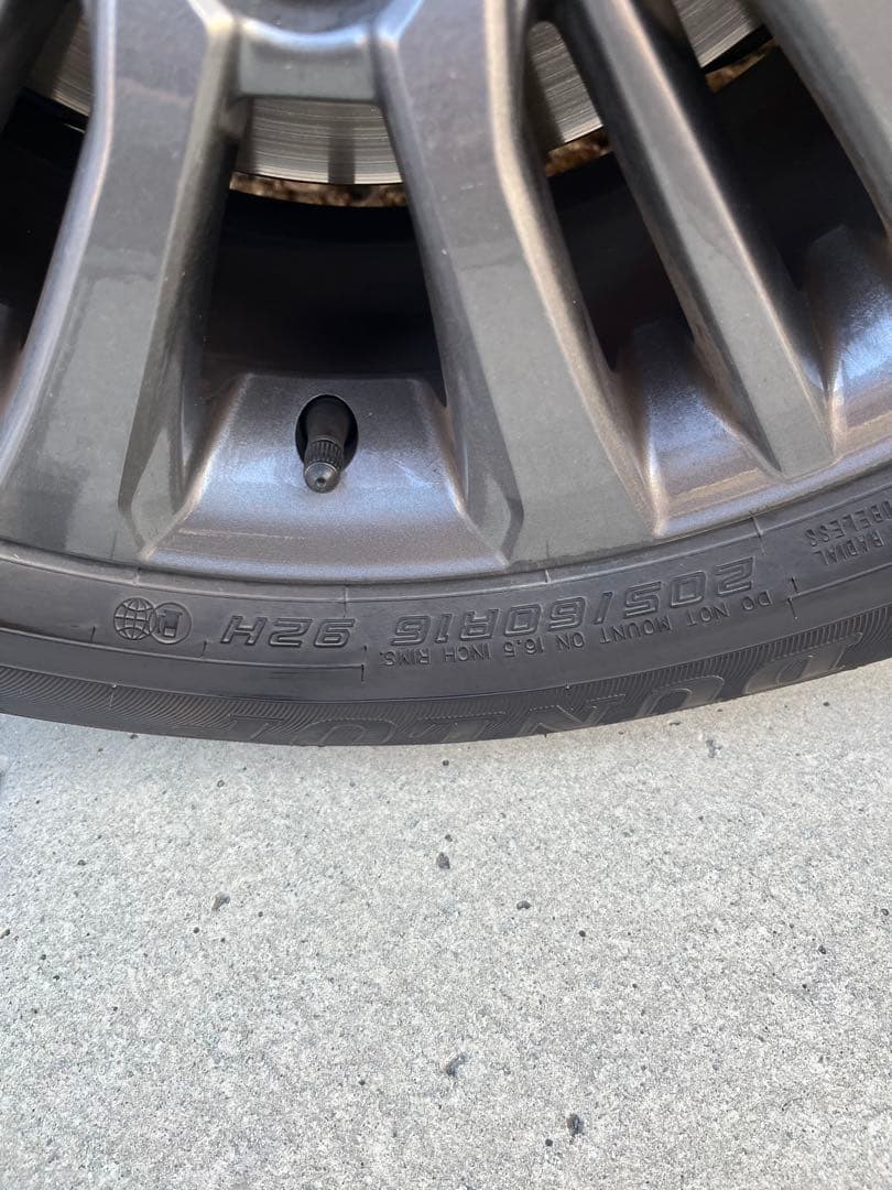 やまびこ様専トヨタ ヴォクシー90系16インチ ホイール タイヤセット