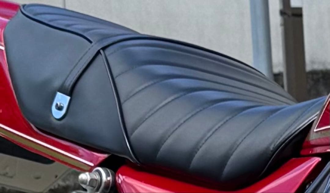 zrx400用タックロール風シート