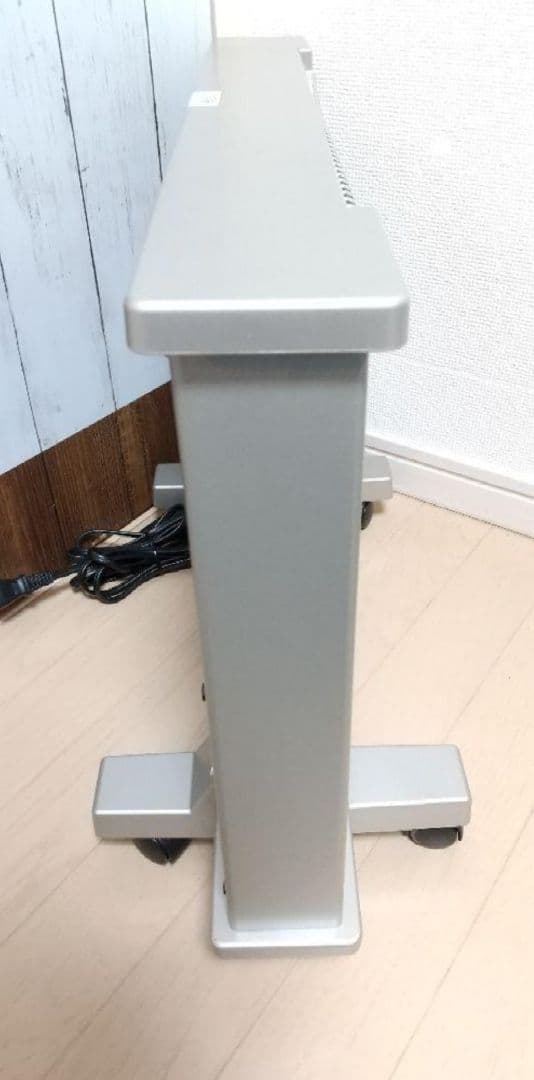 今の時期に大活躍➰サンルミエ エクセラ N500L 遠赤外線ヒーター