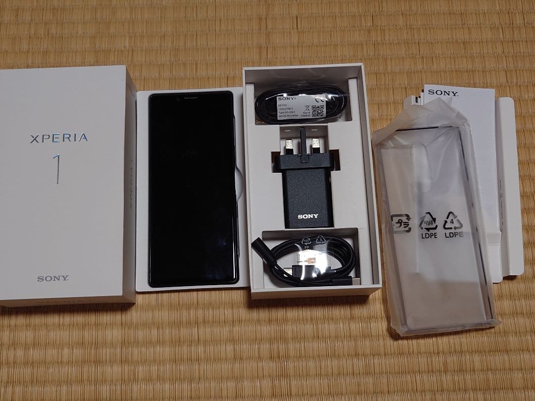 【付属品未使用】 SONY Xperia 1 J9110 128GB ブラック