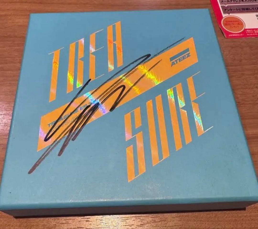 ATEEZ WAVE ユノ サイン入りアルバム