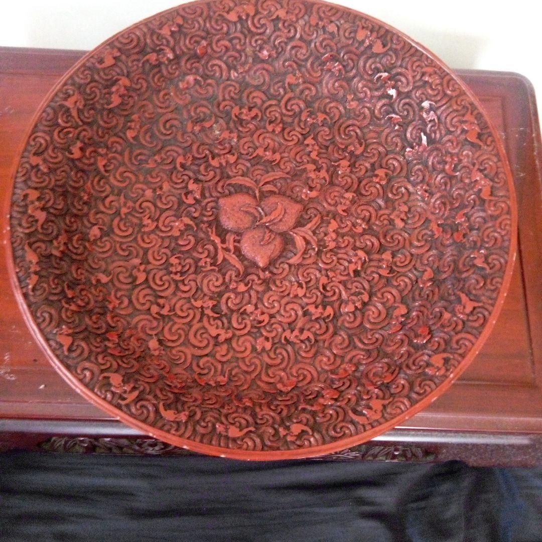 中国古玩　大清乾隆年製　堆朱　菓子鉢　唐草蝙蝠模様