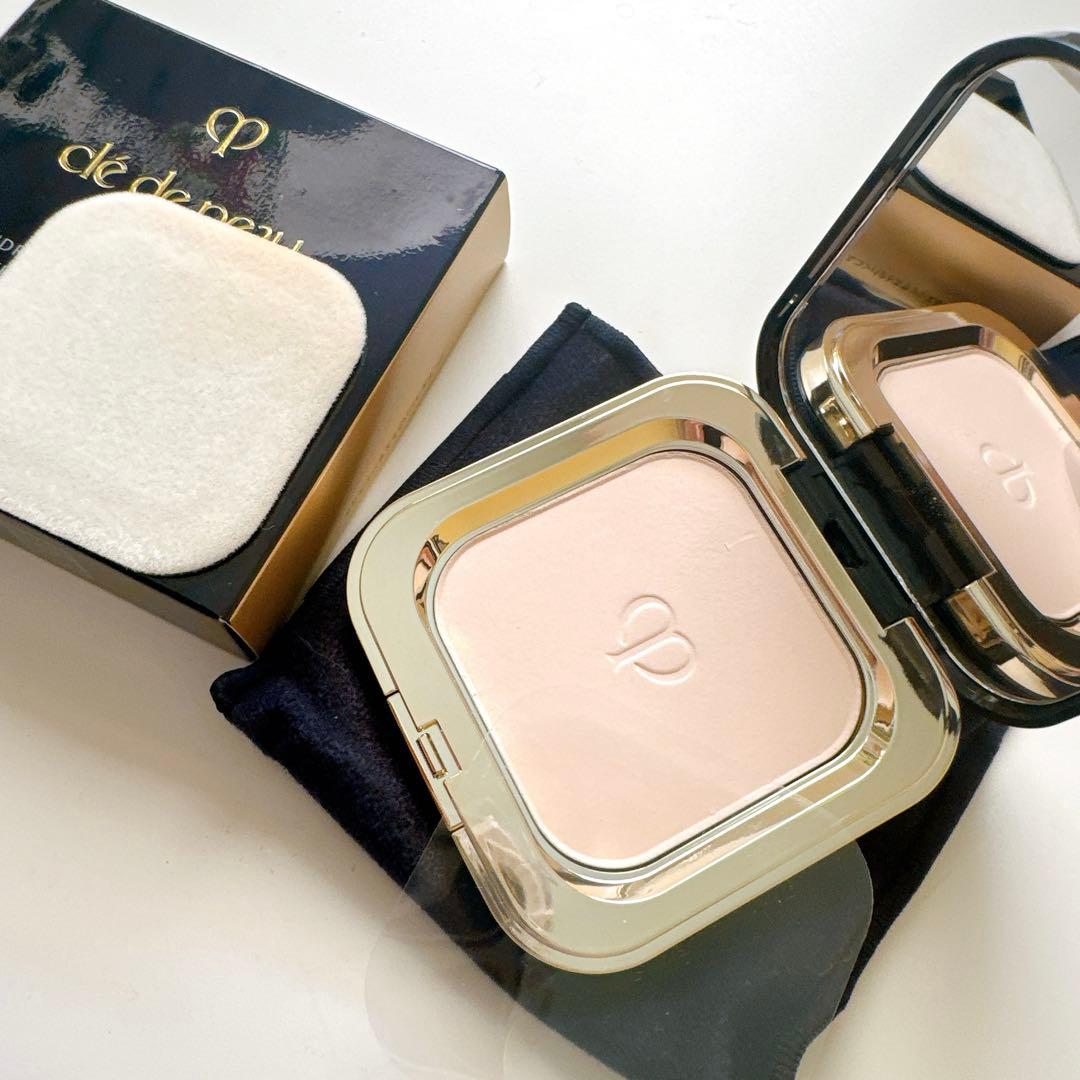 クレドポーボーテ　フェイスパウダー　プードルコンパクトエサンシエルn 美品