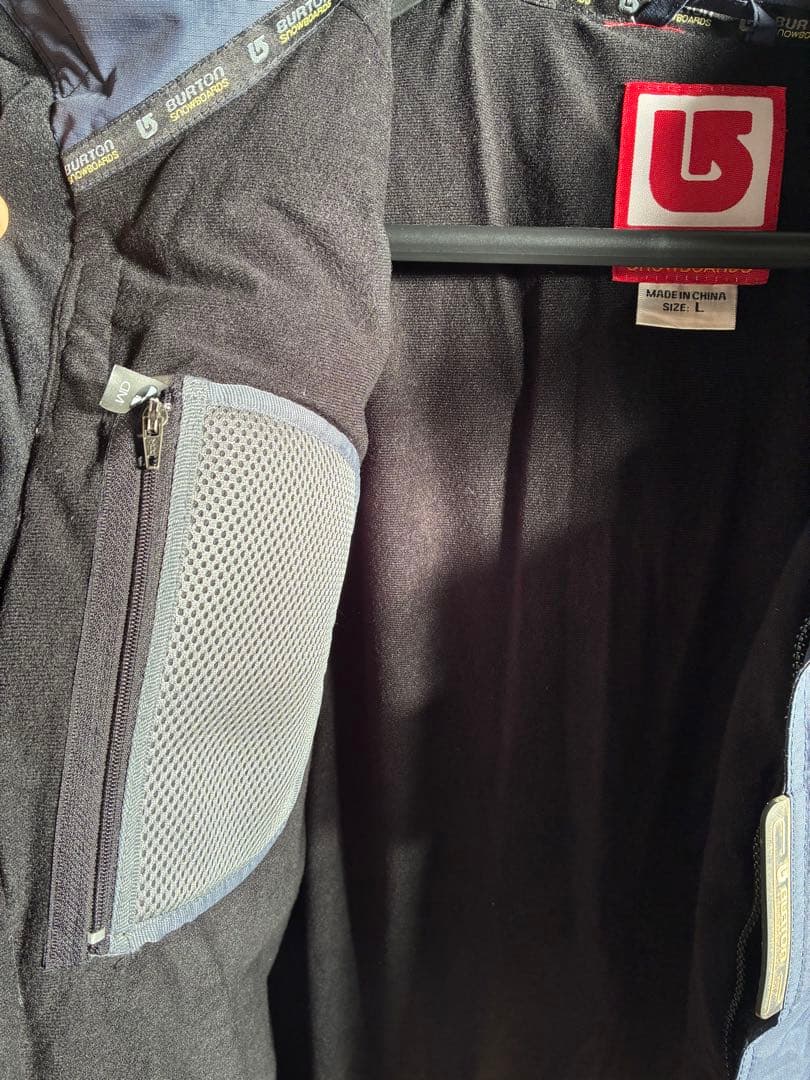 BURTON スノーボード用アウター ダウン⭐︎ネイビー　極暖⭐︎美品