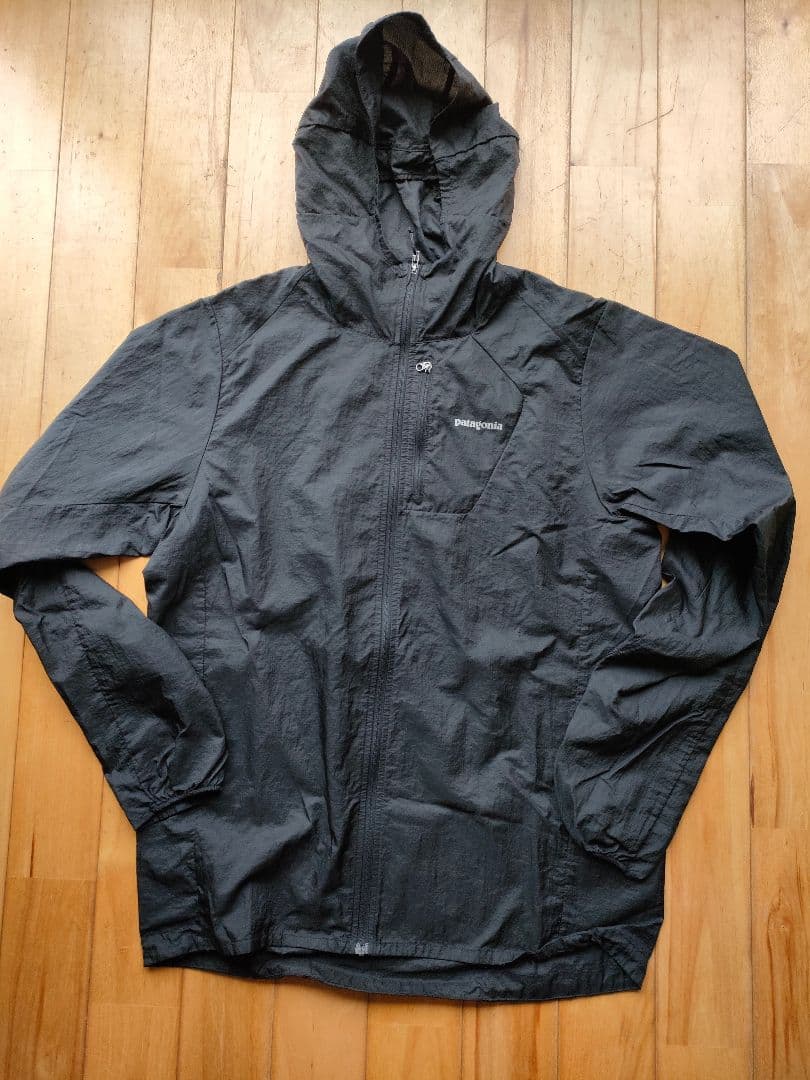 パタゴニア　フーディニジャケット　Mサイズ　ブラック