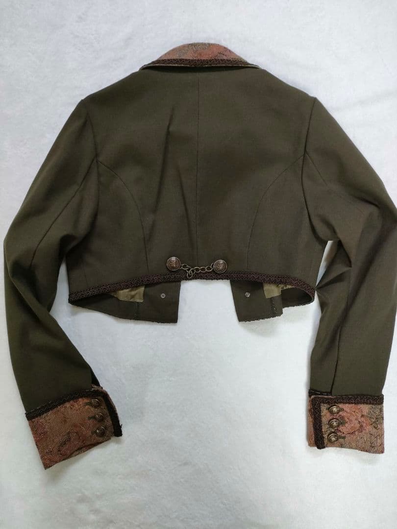 EXCENTRIQUE　エクサントリーク　オリーブ色 クロップドジャケット