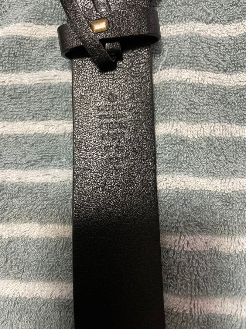 ブラックレザー ベルト ロゴバックル