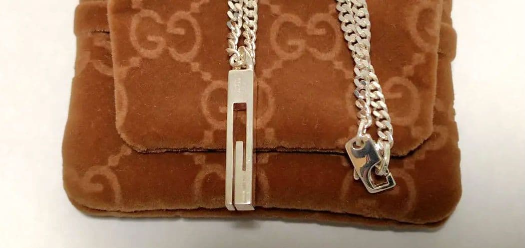 GUCCI シルバーネックレス 付属品完備