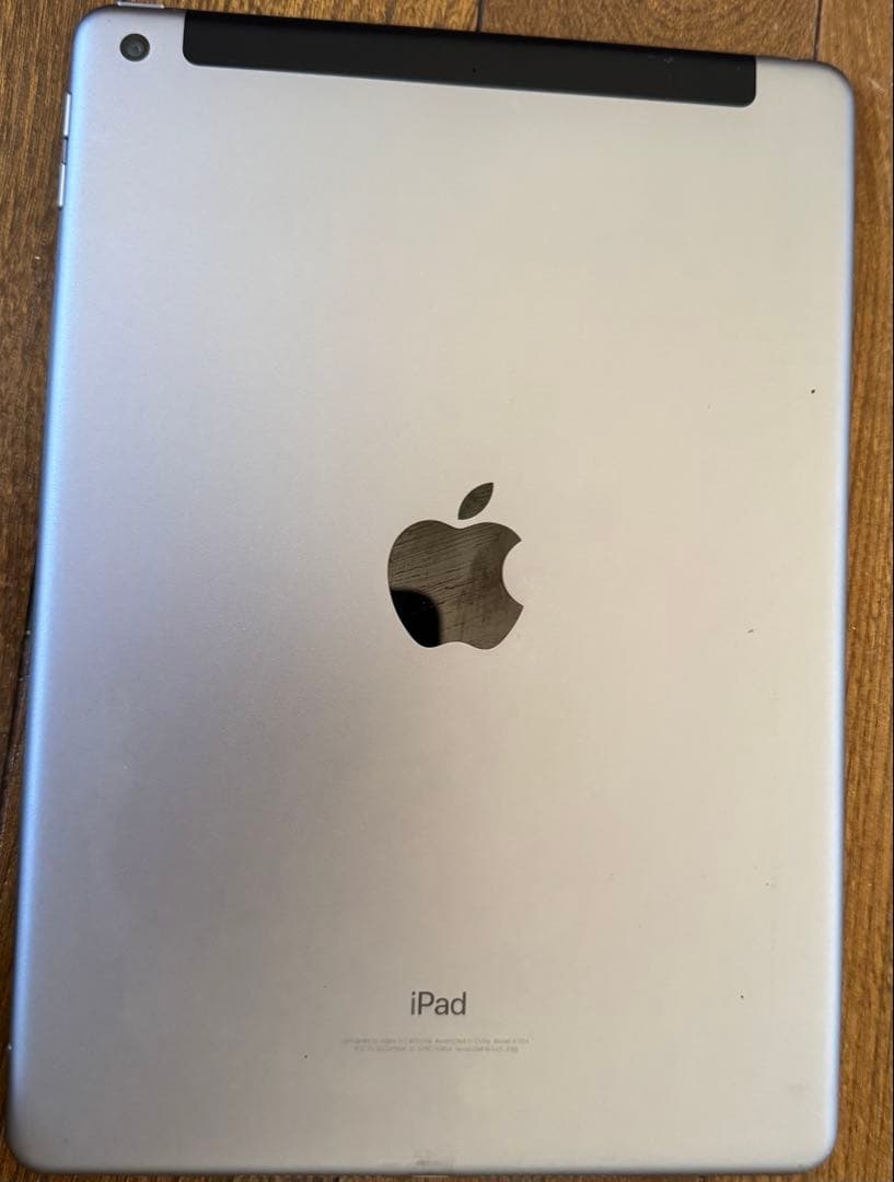 Apple iPad 第六世代128GB セルラー SB バッテリー81%