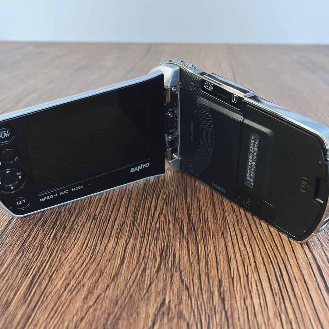 【動作品】SANYO Xacti DMX-CS1 フルハイビジョンムービーカメラ