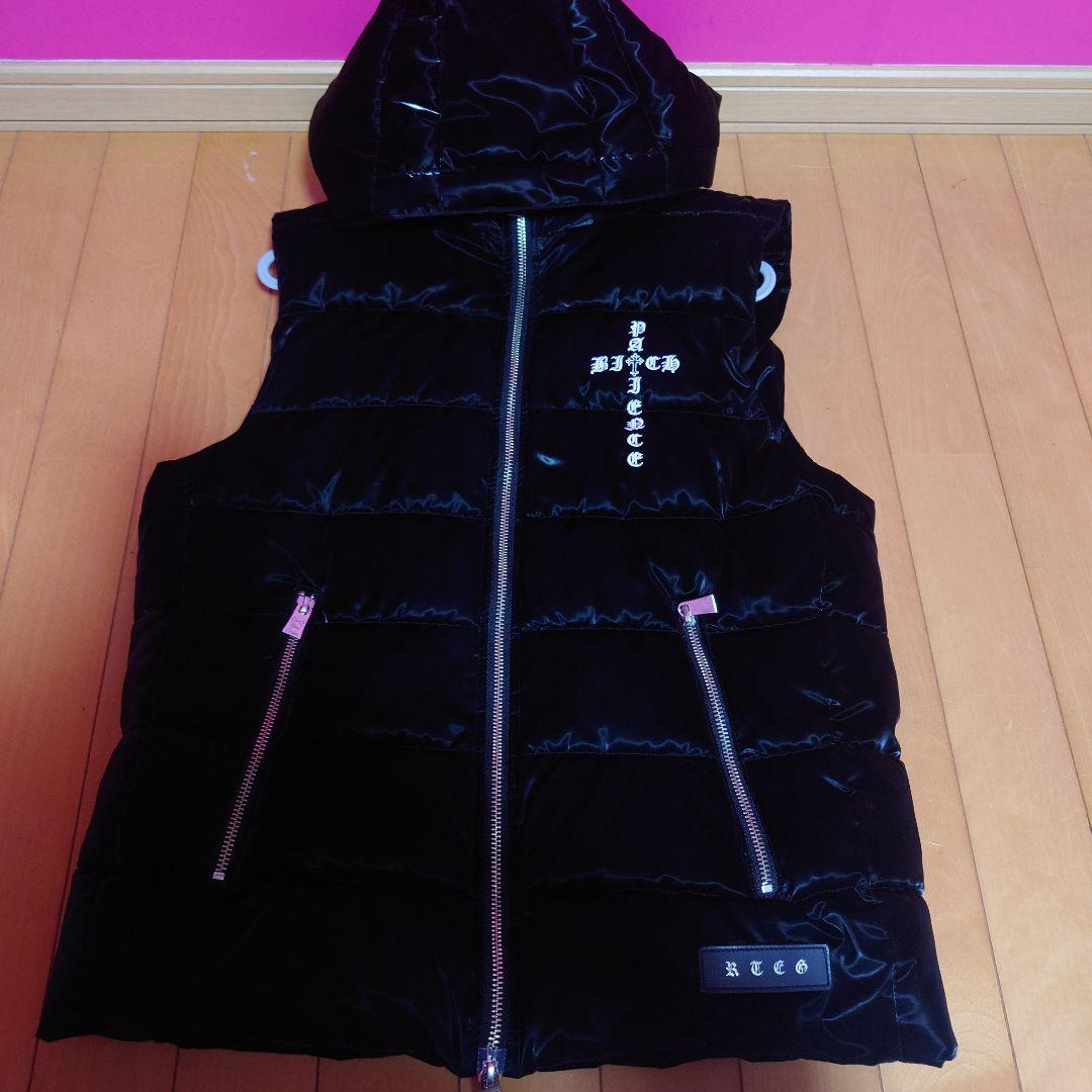 アダムスジャグラー フード付きダウンベスト 黒 美品