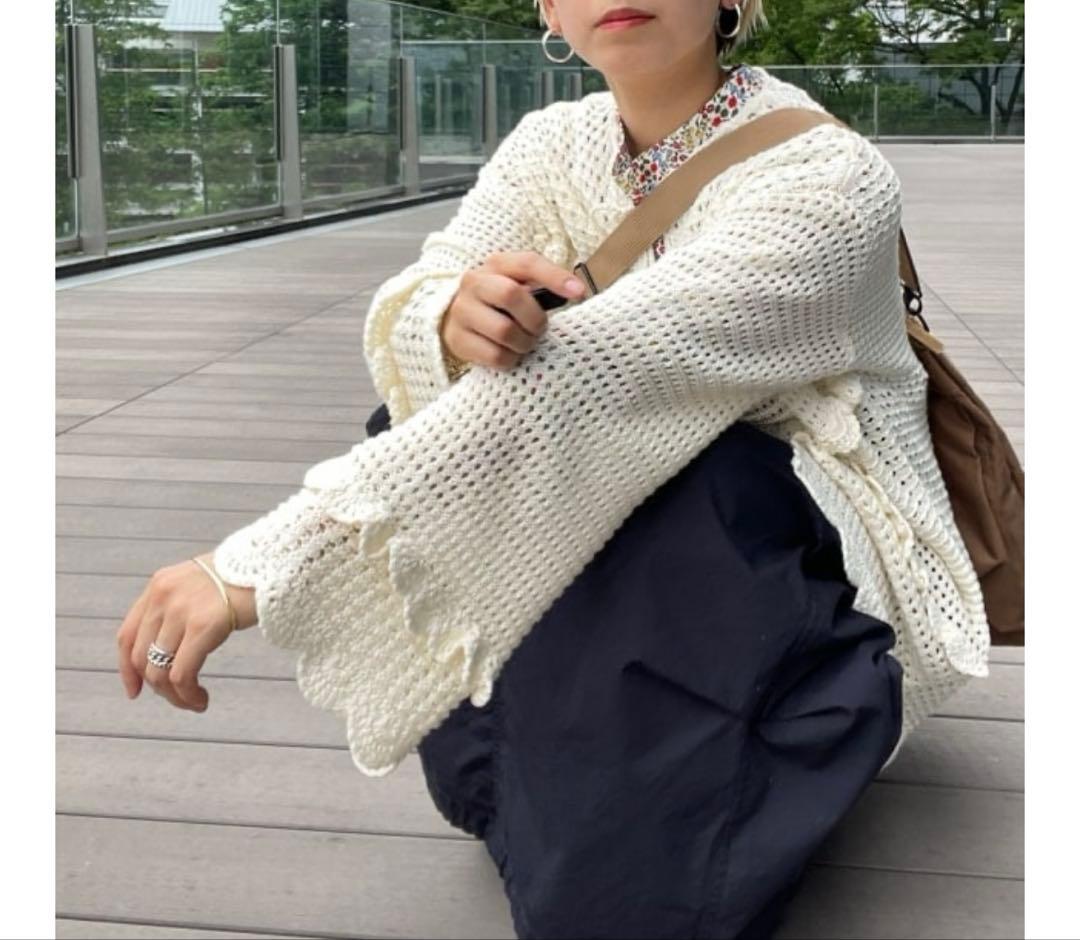 ビームスボーイ　フリルニットカーディガン　美品