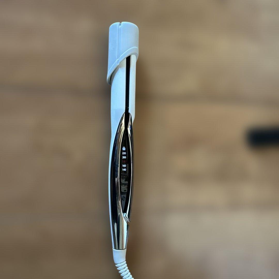 リファ　ストレートヘアアイロン ホワイト