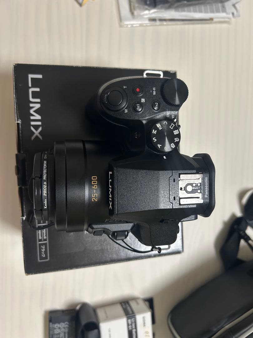 デジタルカメラ Panasonic LUMIX DMC-FZ300